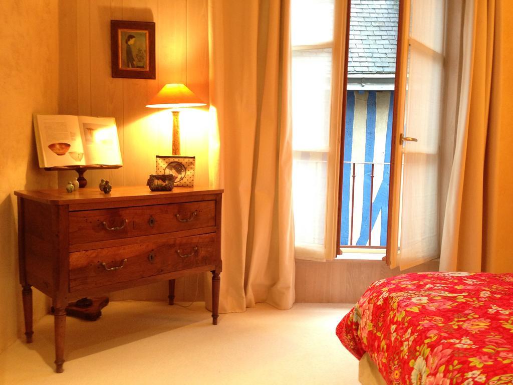 لو مان Logis Saint-Flaceau المظهر الخارجي الصورة